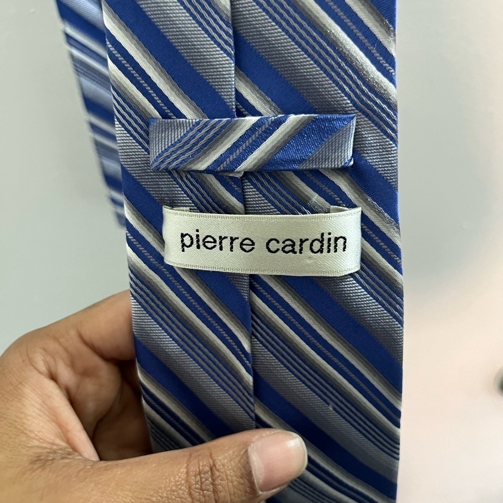 Pierre Cardin Elegant Blue Striped Men's Tie - Picture 3 of 3